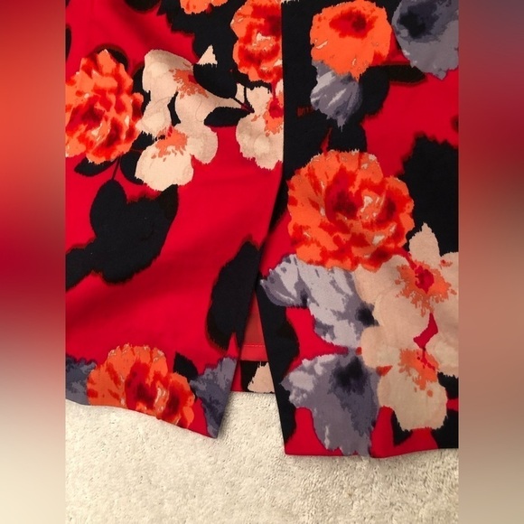J Crew Factory Pencil Skirt Floral Red Blue White Style 37532 Size 6 - Picture 8 of 16